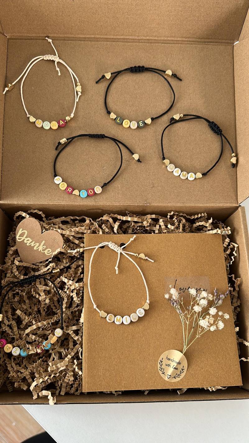 Armband | Personalisieren Muttertagsgeschenkides Geschenkidee Für Freundin Abschiedsgeschenk Erzieherin Kollegen Armband | Personalisieren Muttertagsgeschenkides Geschenkidee Für Freundin Abschiedsgeschenk Erzieherin Kollegen von EsmeraldasLichtreise