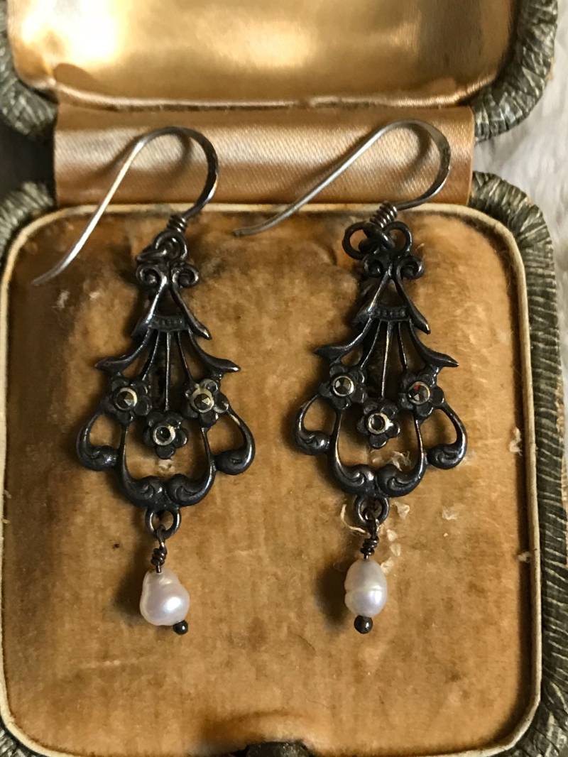 Reduced Sale-Vintage Silver Drop Ohrringe Mit Pearl Reduced Sale-Vintage Silver Drop Ohrringe Mit Pearl von DihcroJewels