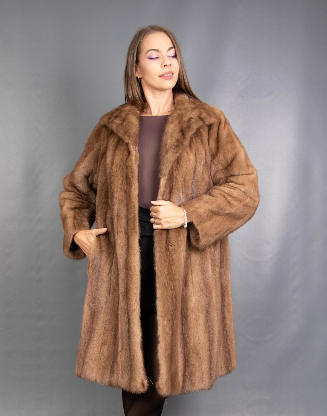 15882 Bezaubernder Echt Saga Nerz Mantel Luxus Pelz Jacke Wunderschöner Look Gr. M 15882 Bezaubernder Echt Saga Nerz Mantel Luxus Pelz Jacke Wunderschöner Look Gr. M von DilartPlus