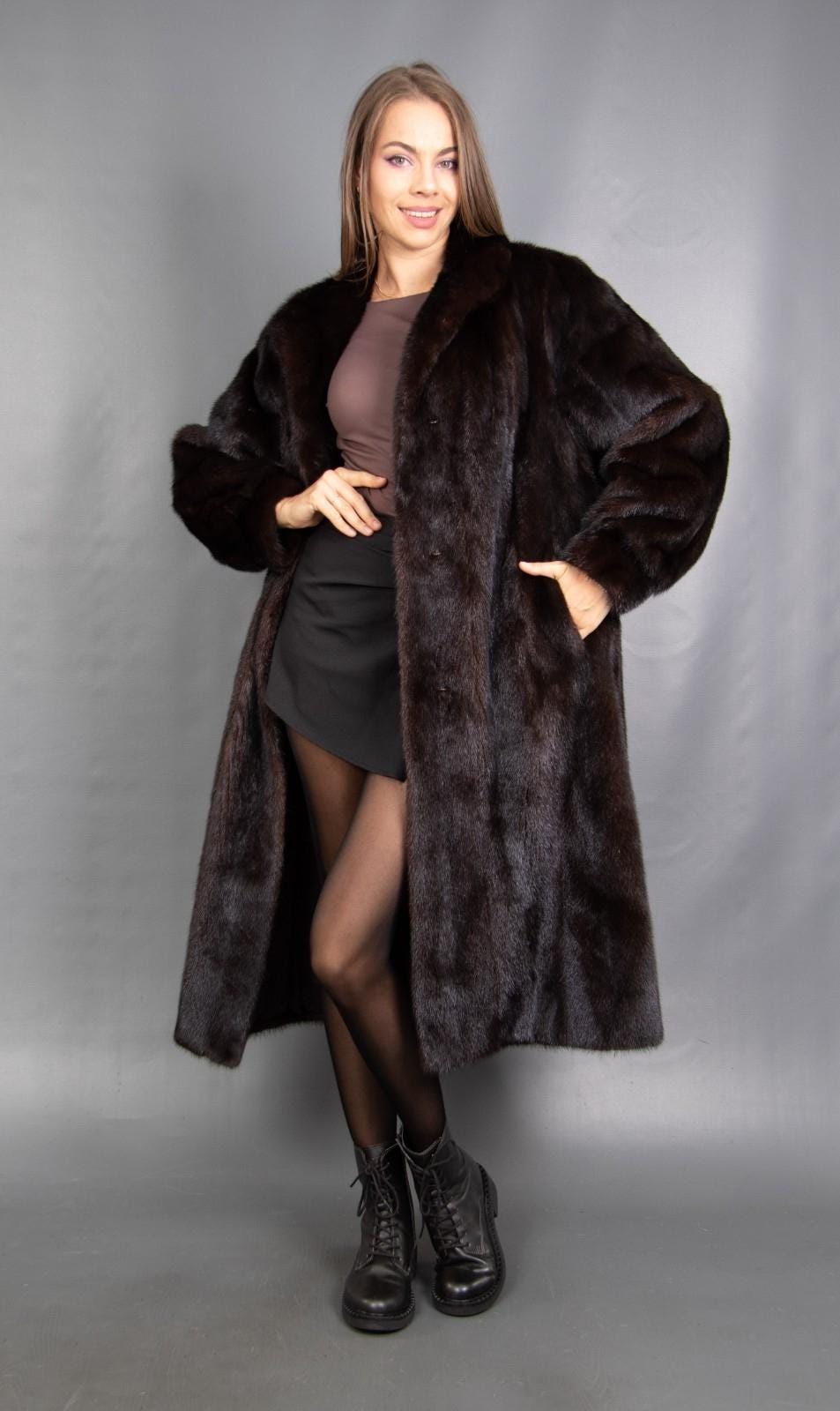 15887 Bezaubernder Echt Nerz Mantel Luxus Pelz Jacke Wunderschöner Look Gr. L 15887 Bezaubernder Echt Nerz Mantel Luxus Pelz Jacke Wunderschöner Look Gr. L von DilartPlus