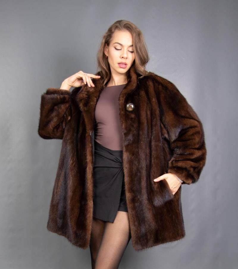 16026 Bezaubernder Echt Nerz Mantel Luxus Pelz Jacke Gr. Xl 16026 Bezaubernder Echt Nerz Mantel Luxus Pelz Jacke Gr. Xl von DilartPlus