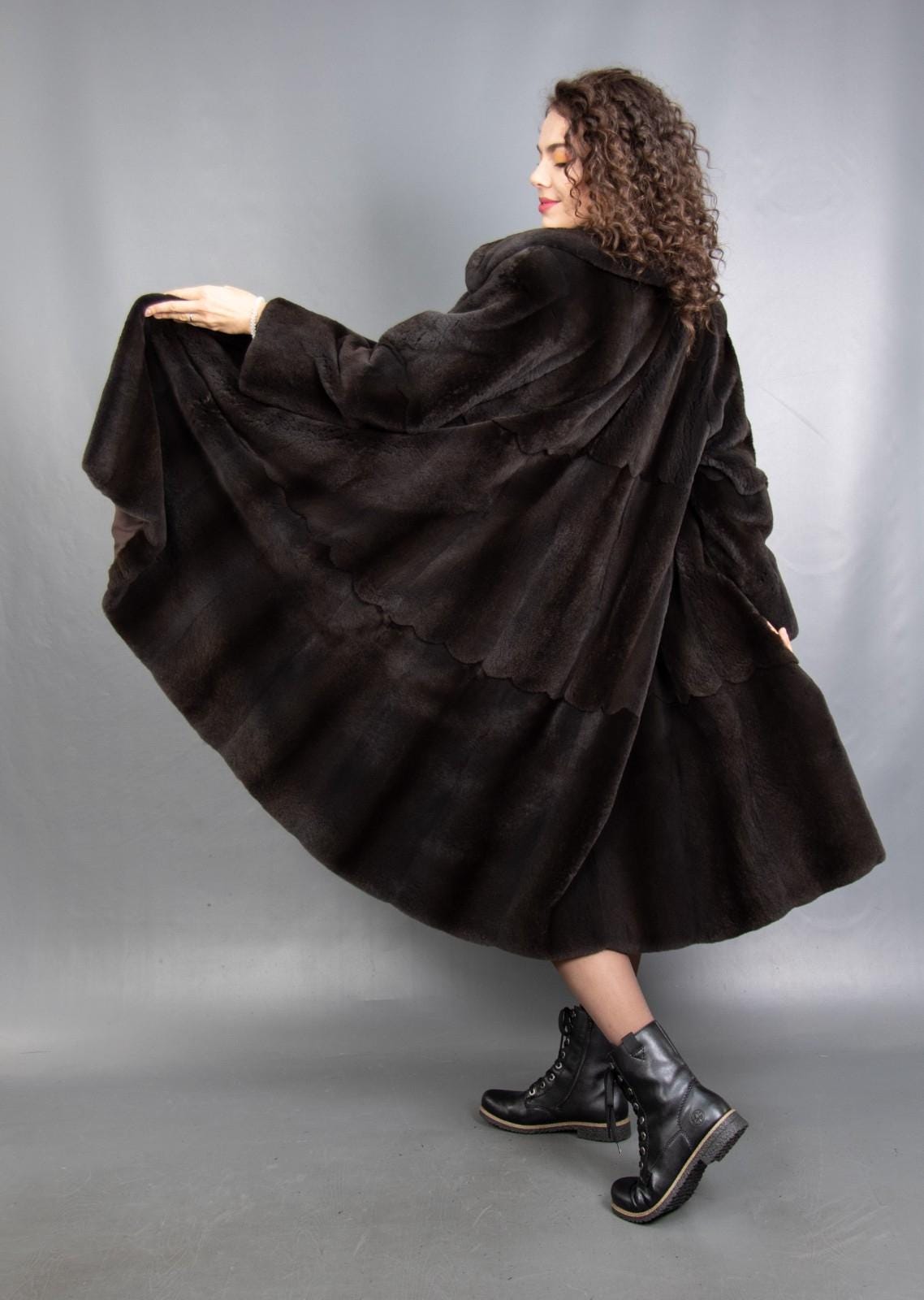 16411 Wunderschöner Echt Geschorener Nerz Mantel Luxus Pelz Swinger Gr.m 16411 Wunderschöner Echt Geschorener Nerz Mantel Luxus Pelz Swinger Gr.m von DilartPlus