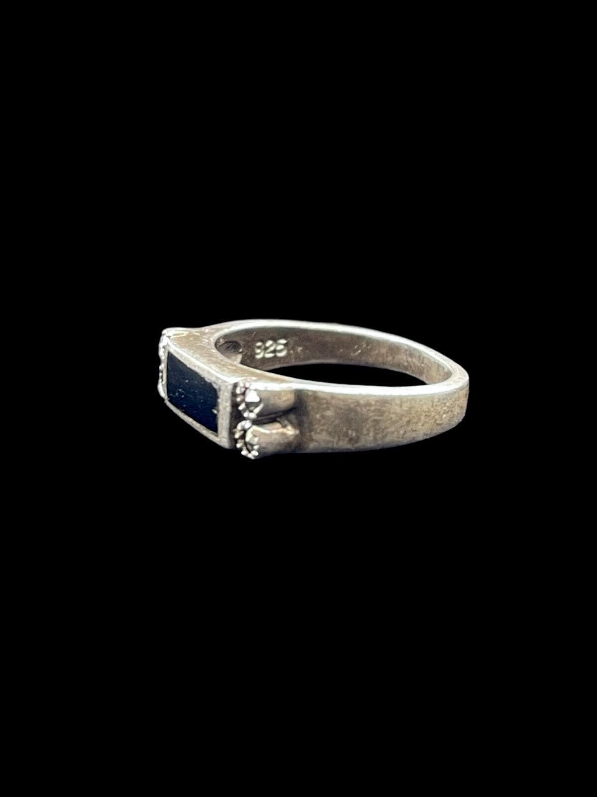 48 Wunderschöner Silberring Aus 925Er Silber 48 Wunderschöner Silberring Aus 925Er Silber von DilartPlus