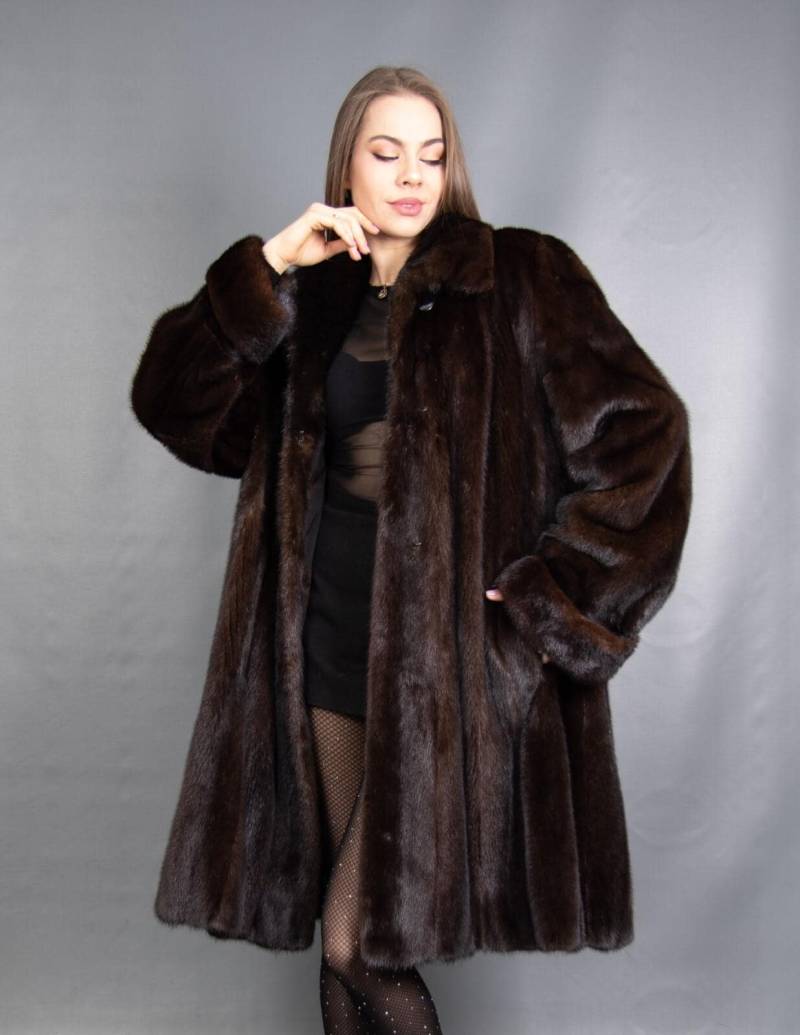 6102 Bezaubernde Echt Nerz Mantel Luxus Jacke Swinger Wunderschöner Pelz Look Gr. L von DilartPlus
