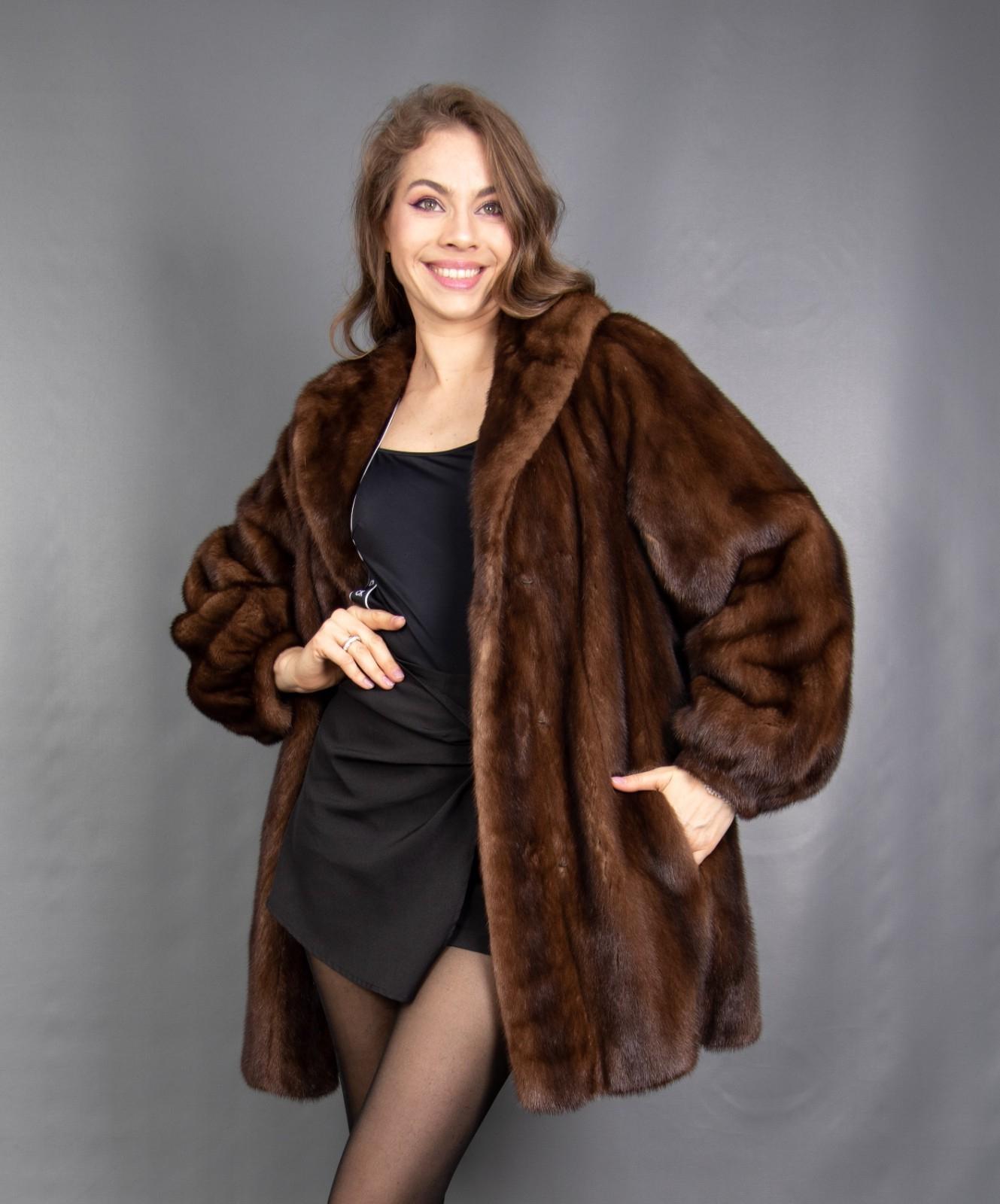 6889 Wunderschöne Echt Nerz Mantel Luxus Pelz Jacke Optik Gr. M 6889 Wunderschöne Echt Nerz Mantel Luxus Pelz Jacke Optik Gr. M von DilartPlus