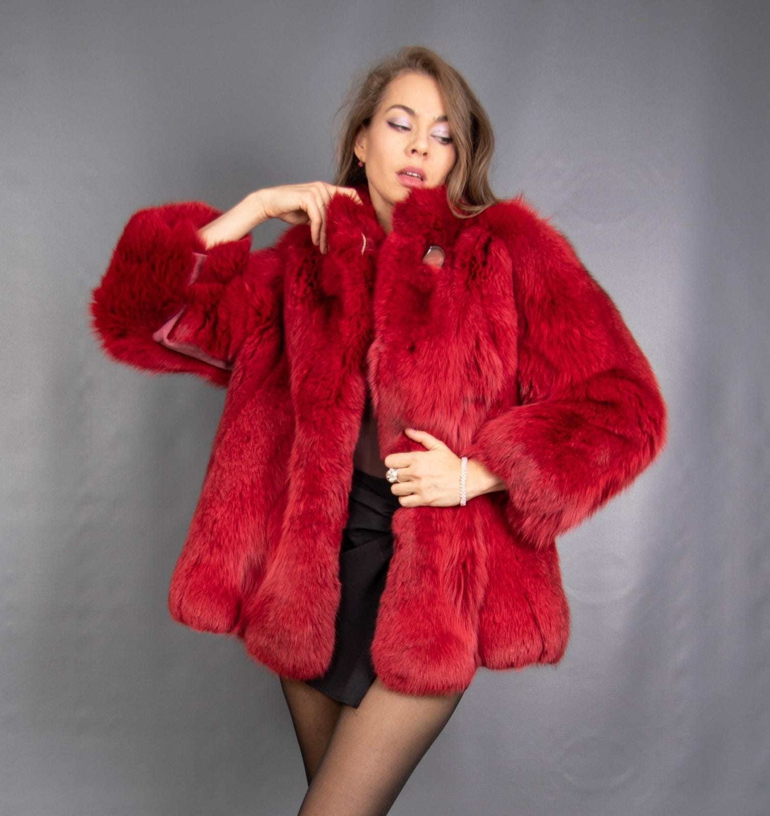 7162 Wunderschöne Echte Blaufuchs Jacke Aus Pelz Gr. M 7162 Wunderschöne Echte Blaufuchs Jacke Aus Pelz Gr. M von DilartPlus