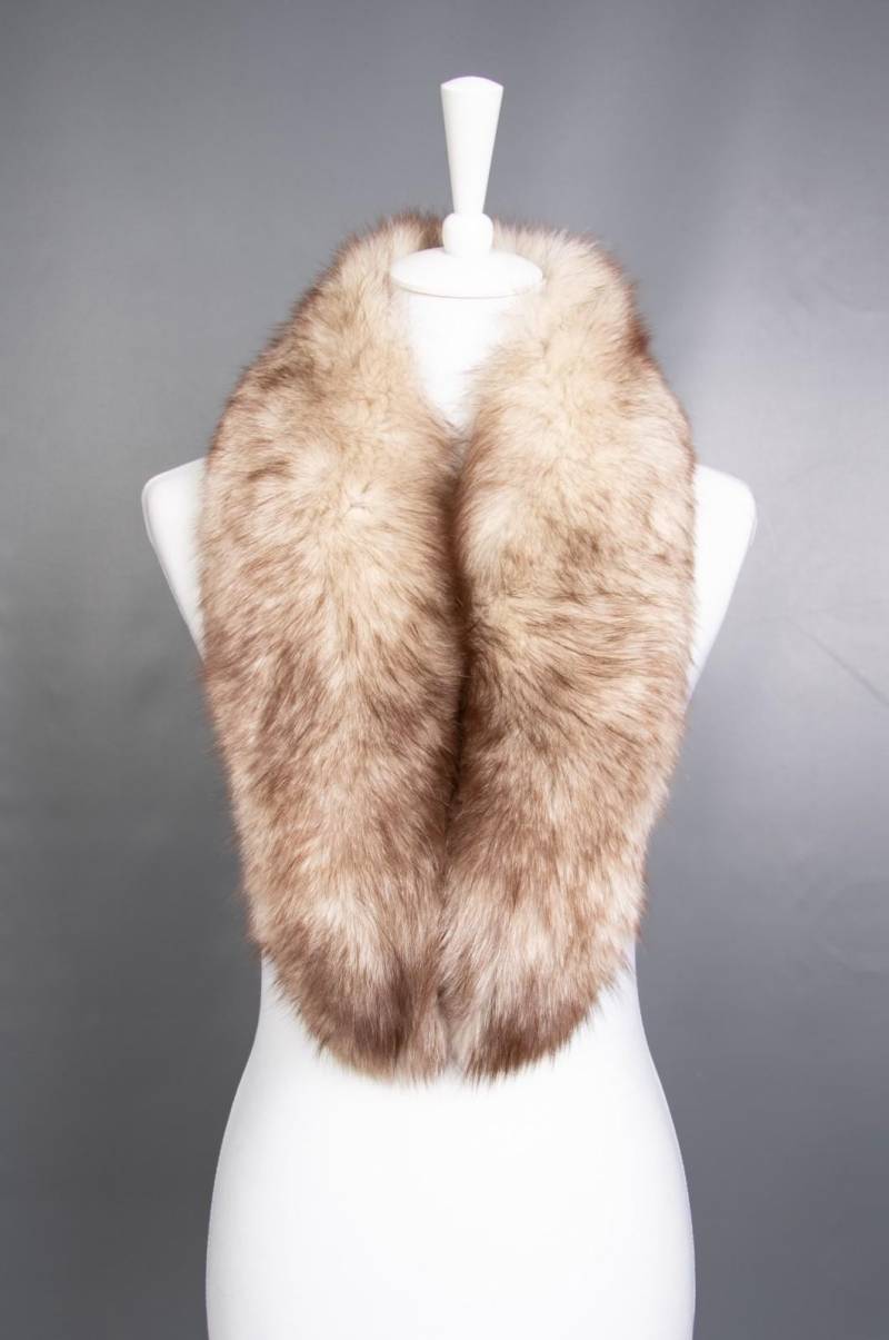 Glamouröse Echt Blaufuchs Mantel Pelz Jacke Stola Wunderschöner Look Glamouröse Echt Blaufuchs Mantel Pelz Jacke Stola Wunderschöner Look von DilartPlus