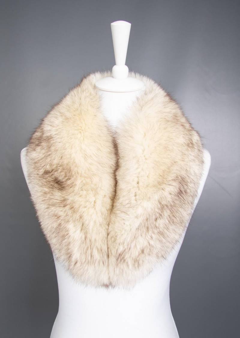 Glamouröse Echt Blaufuchs Mantel Pelz Jacke Stola Wunderschöner Look Glamouröse Echt Blaufuchs Mantel Pelz Jacke Stola Wunderschöner Look von DilartPlus