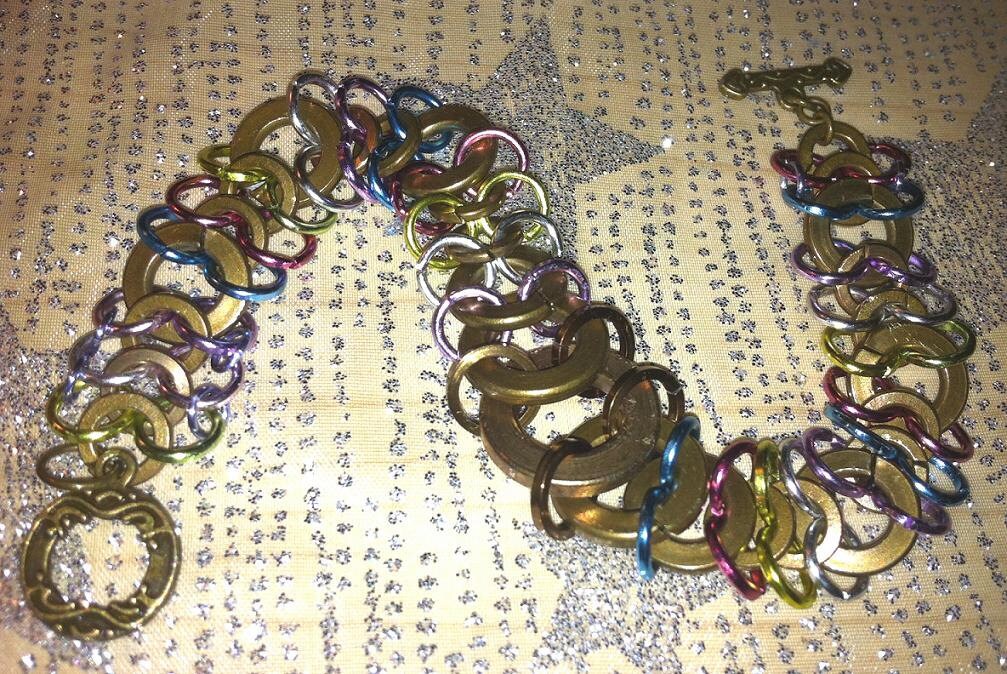 18, 5 cm Messing Centipede Industrial Chainmaille Armbänder Mit Antiken Bronze Knebel Steampunk Post-Apocalypse 18, 5 cm Messing Centipede Industrial Chainmaille Armbänder Mit Antiken Bronze Knebel Steampunk Post-Apocalypse von DimensionalChainz