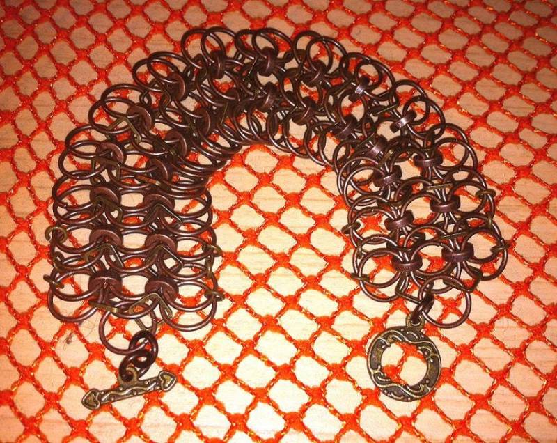 7 1/2 "4 1 Kupferfarbene Chainmaille-Armbänder Mit Antiken Bronzeknebeln -steampunk Gothic Industrial 7 1/2 "4 1 Kupferfarbene Chainmaille-Armbänder Mit Antiken Bronzeknebeln -steampunk Gothic Industrial von DimensionalChainz