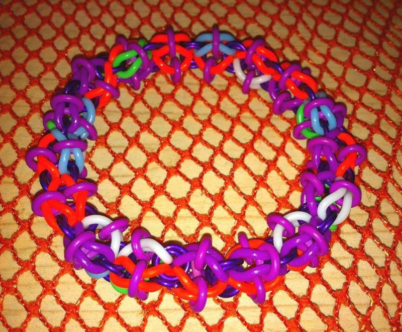 7 1/2 "Bicone Multicolor Glow-In-The-Dark Chainmaille Stretch Armbänder Goth Cyber Rave Club 7 1/2 "Bicone Multicolor Glow-In-The-Dark Chainmaille Stretch Armbänder Goth Cyber Rave Club von DimensionalChainz