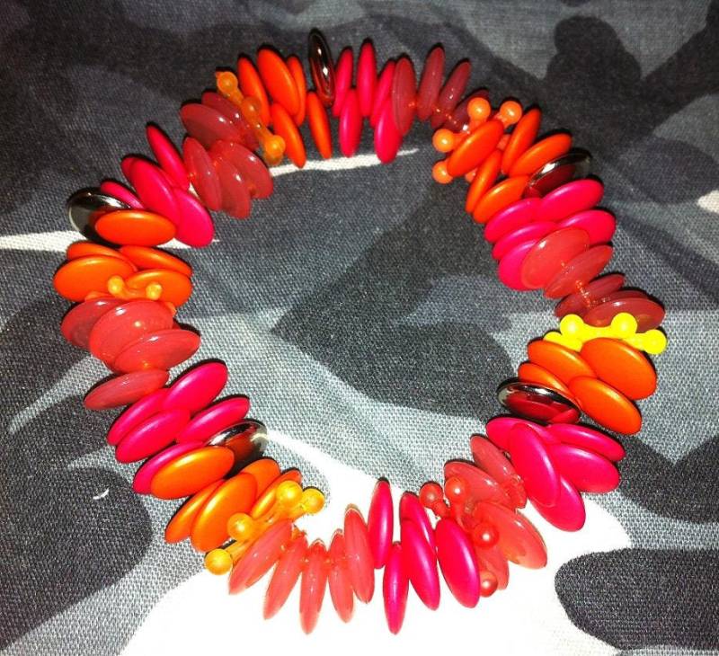 Lentil Bead Stretch Armbänder Art Deco Boho Cyber Goth Leuchtende Farben Lentil Bead Stretch Armbänder Art Deco Boho Cyber Goth Leuchtende Farben von DimensionalChainz