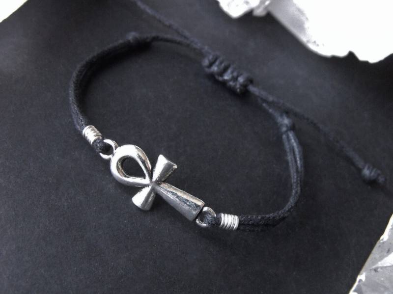 Ankh Charm Armband von DimensionsLimousin