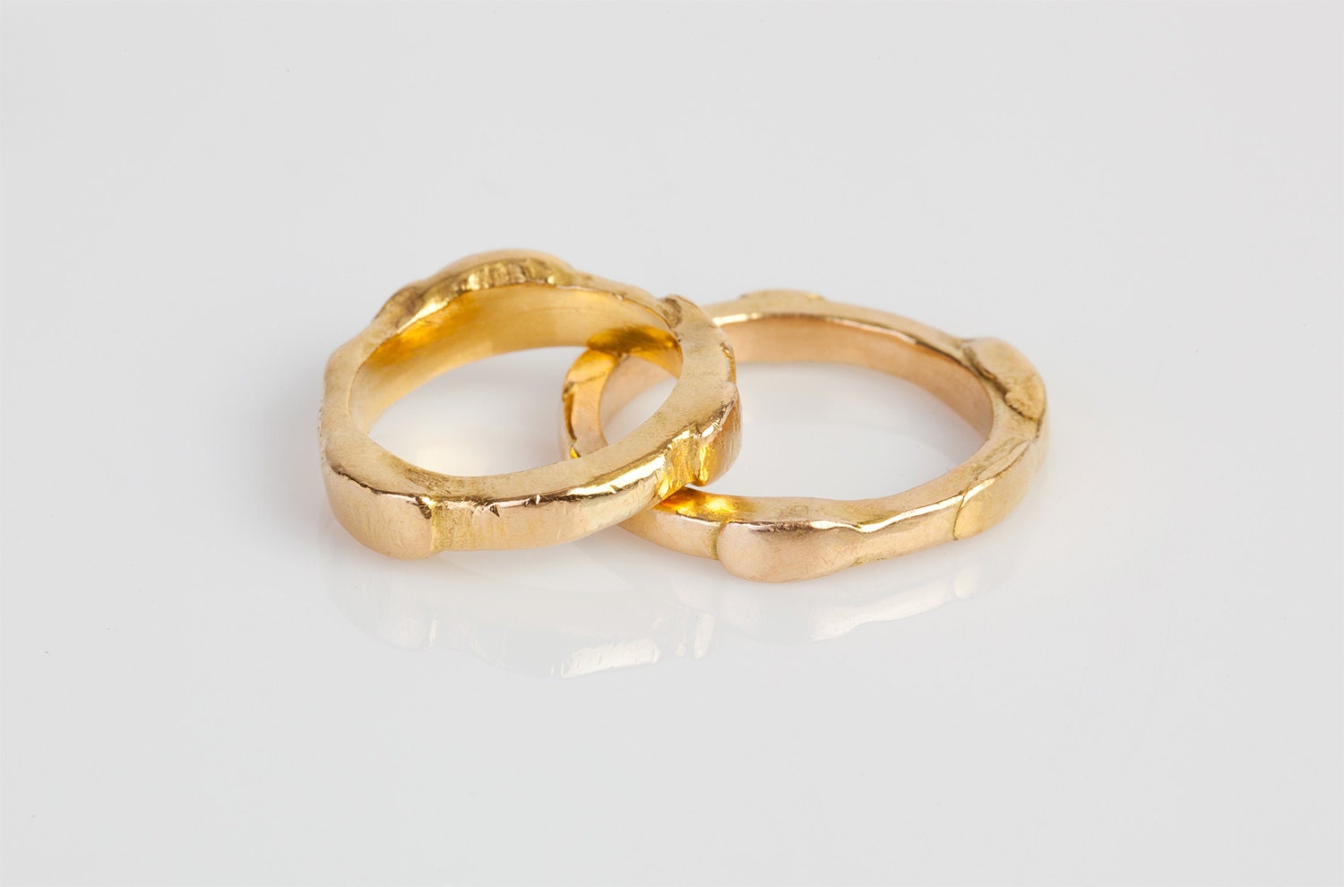 Gold 22K & 24K Ehering Band, Abstrakter Ehering, Einzigartige Statement-Hochzeit Bandring, Moderne Unisex Ring, Goldring Gold 22K & 24K Ehering Band, Abstrakter Ehering, Einzigartige Statement-Hochzeit Bandring, Moderne Unisex Ring, Goldring von DinaAbargilJewelry