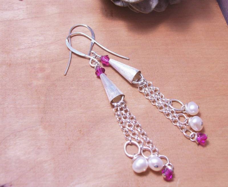 Lange Silberne Kaskade Ohrringe von DinaMichelleJewelry