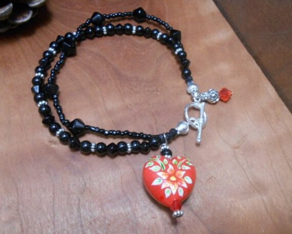 Schöne Vintage Jet Glas Armband - Perle Armband-Schwarze Perlen Armband-Herz Schmuck-Valentinstag von DinaMichelleJewelry