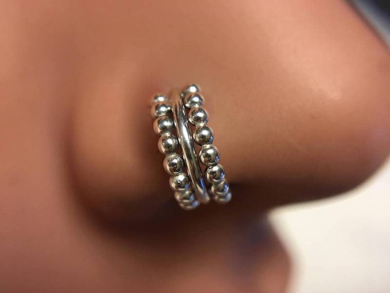 Dreifach Stacked Doppel Perlen Sterling Nasenring Hoop ~ Silber Nostril Piercing Schmuck Layered Für Single Dreifach Stacked Doppel Perlen Sterling Nasenring Hoop ~ Silber Nostril Piercing Schmuck Layered Für Single von DinanRings