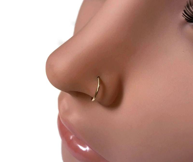 Gelbgold Nasenring ~ Schlichter Goldener Nahtring Minimalistisch Boho Getauchter Körperschmuck Gelbgold Nasenring ~ Schlichter Goldener Nahtring Minimalistisch Boho Getauchter Körperschmuck von DinanRings