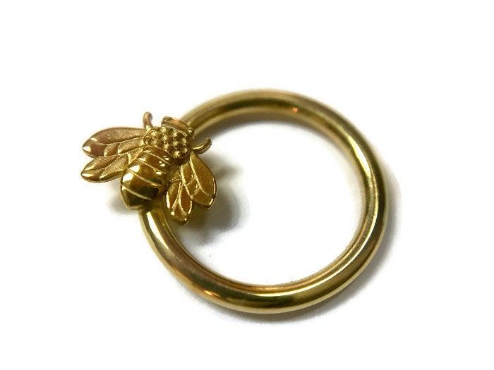 Gold Honig Biene Daith Ring ~ 585 Gelbgold Körperschmuck Diath Hoop Seitlicher Bienen Septum Hummel Gold Honig Biene Daith Ring ~ 585 Gelbgold Körperschmuck Diath Hoop Seitlicher Bienen Septum Hummel von DinanRings