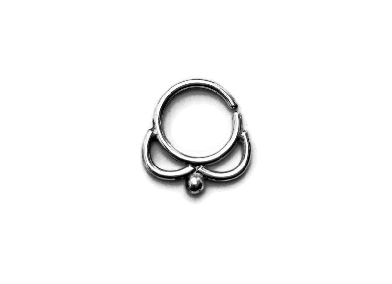 Lotus Septum Ring - Nickel Frei Sterling Silber Rook Conch Helix Daith Tragus Piercing Lotus Septum Ring - Nickel Frei Sterling Silber Rook Conch Helix Daith Tragus Piercing von DinanRings