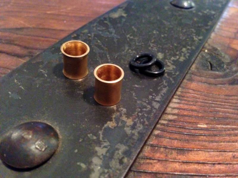 Satinierte, Goldene Plug Tunnel Ohrringe ~ Gelbgold Getauchtes Sterling Silber Gestreckte Ohrlöcher von DinanRings