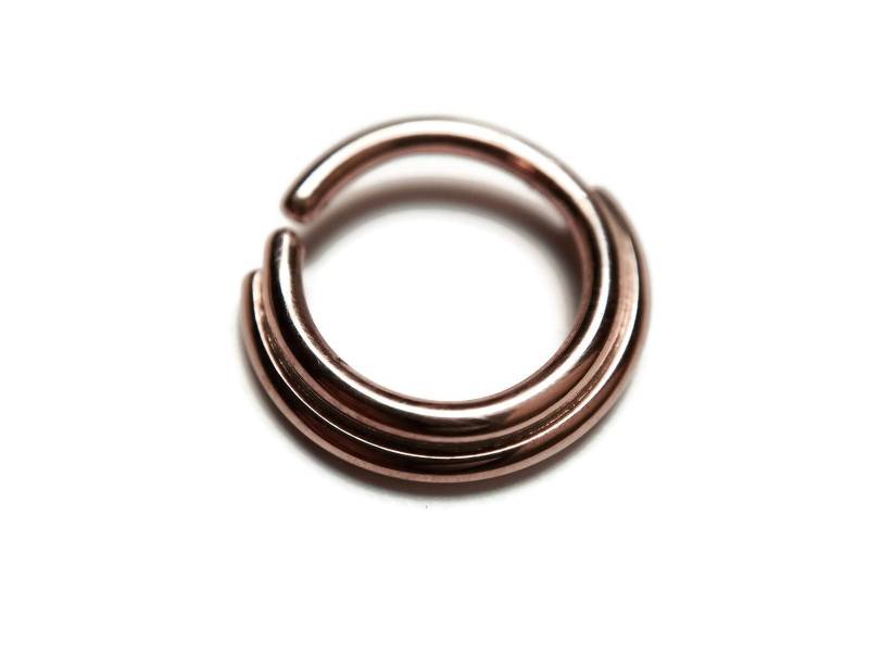 Solide 14 Karat Rose Gold Doppel Gestapelt Reifen - Piercing Helix Septum Nase Rook Daith Tragus Conch Solide 14 Karat Rose Gold Doppel Gestapelt Reifen - Piercing Helix Septum Nase Rook Daith Tragus Conch von DinanRings
