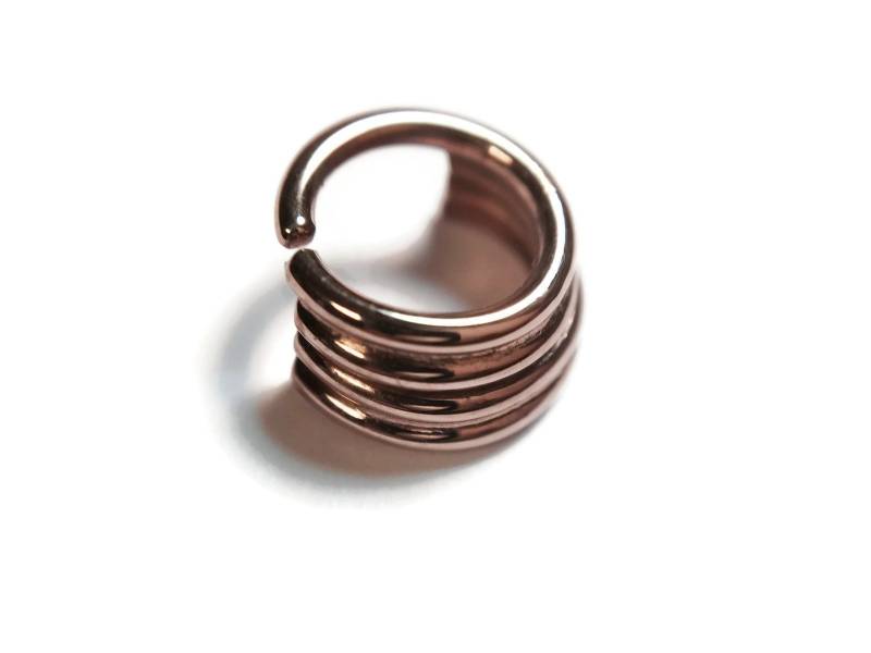 Solide 14 Karat Rose Gold Vierfach Gerade Gestapelt Septum Ring Solide 14 Karat Rose Gold Vierfach Gerade Gestapelt Septum Ring von DinanRings