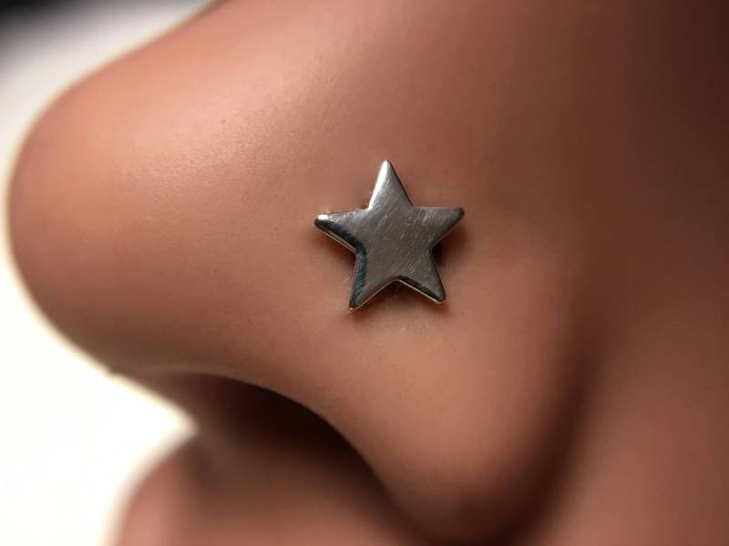 Stern Nose Stud Nasenknochen - Korkenzieher Nasenring Bolzen Nasenpiercing Nasenschraube Nickelfreies Sterling Silber Stern Nose Stud Nasenknochen - Korkenzieher Nasenring Bolzen Nasenpiercing Nasenschraube Nickelfreies Sterling Silber von DinanRings