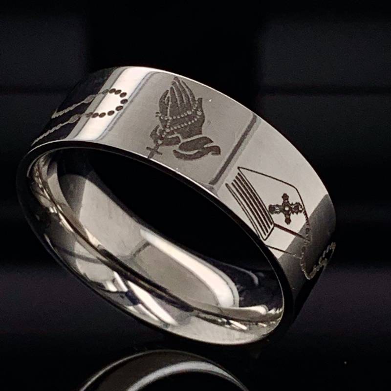 Christian Wolfram Ring 8 Mm Rosenkranz Bibel Kreuz Betende Hände Unisex Ehering Graviert von DinaraStudio