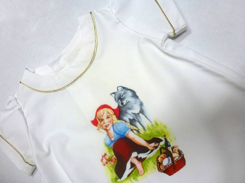 Geschenk Für Mädchen - Bluse Rotkäppchen von DiniDoor