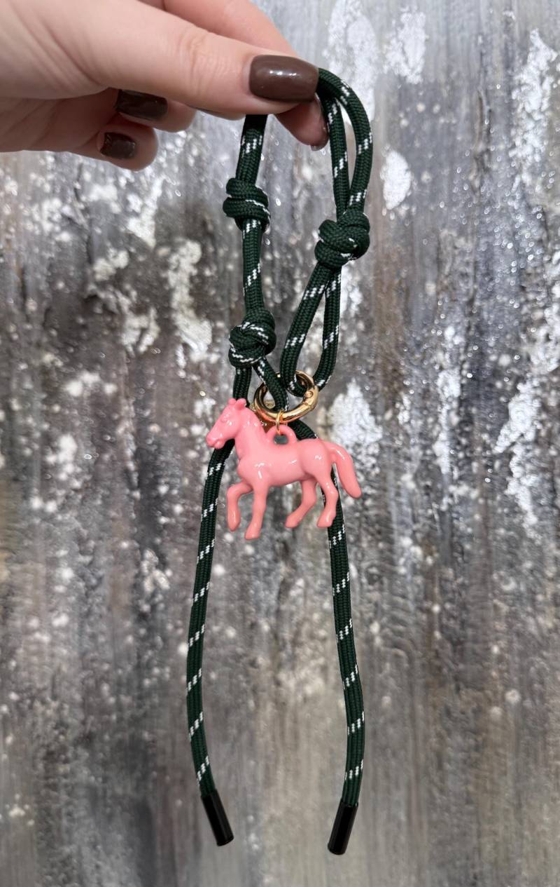 Paracord Taschenanhänger Pink Pony Club Pferd Schlüsselanhänger Paracord Taschenanhänger Pink Pony Club Pferd Schlüsselanhänger von DinnerPartyDarling