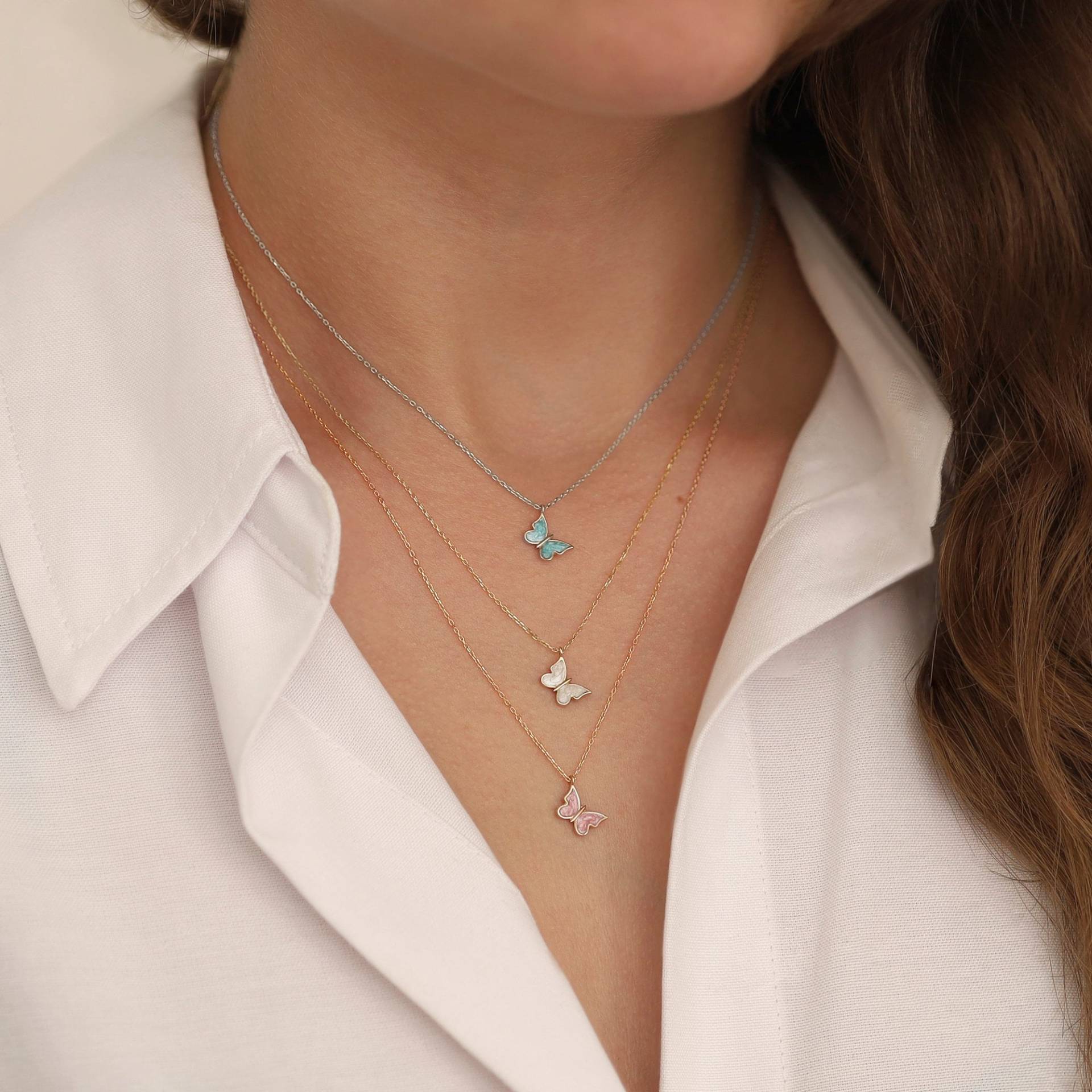 14K Gold Schmetterling Anhänger Halskette | Weiße Emaille Zierliche Minimalist von DionJewel