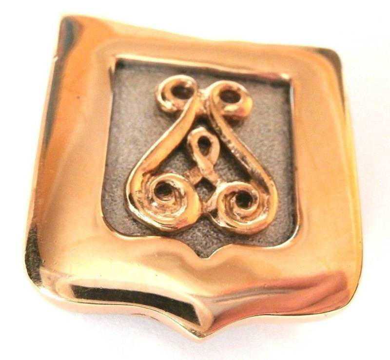 1980Er Jahre Rochas Signierte Vergoldete Pin Brosche Nummer 152 von Dior4U