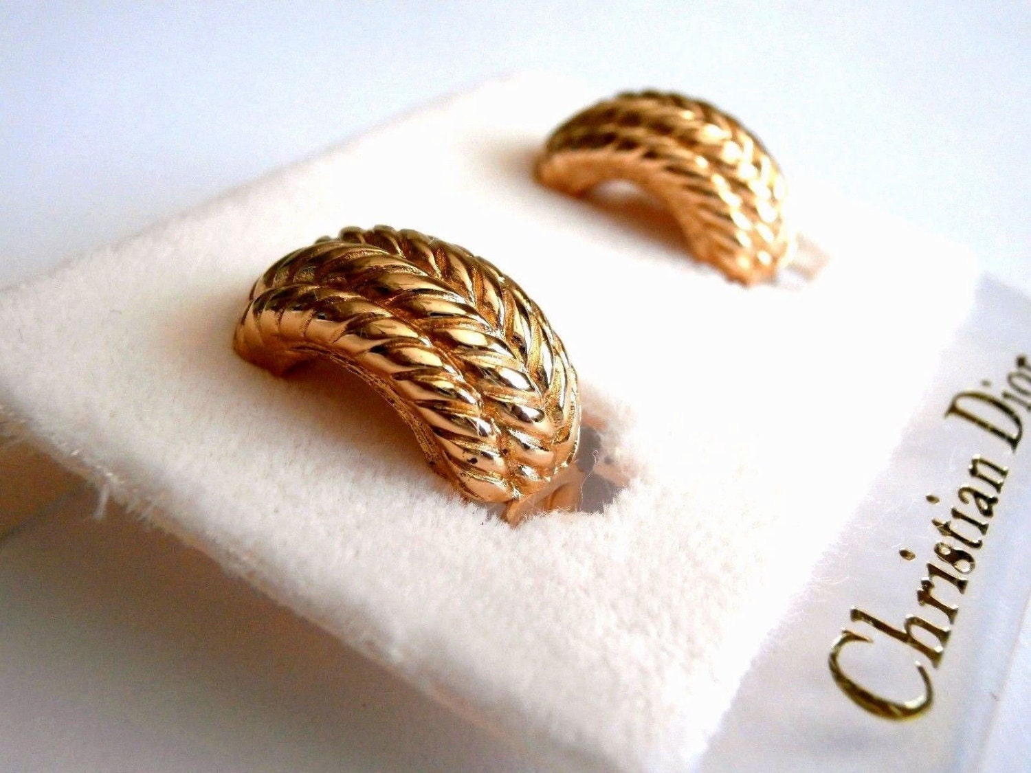 Christian Dior Ohrringe; Clip-Ons, Vergoldet Made in Usa von Dior4U