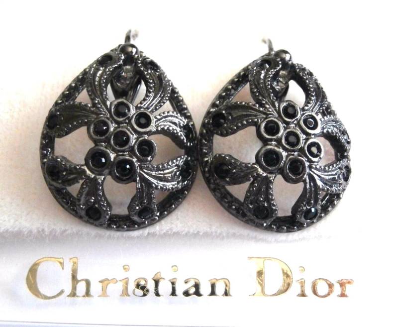 Christian Dior Schwarze Kristallohrringe; Geschwärzt, 14 Kt Stift Made in Usa von Dior4U