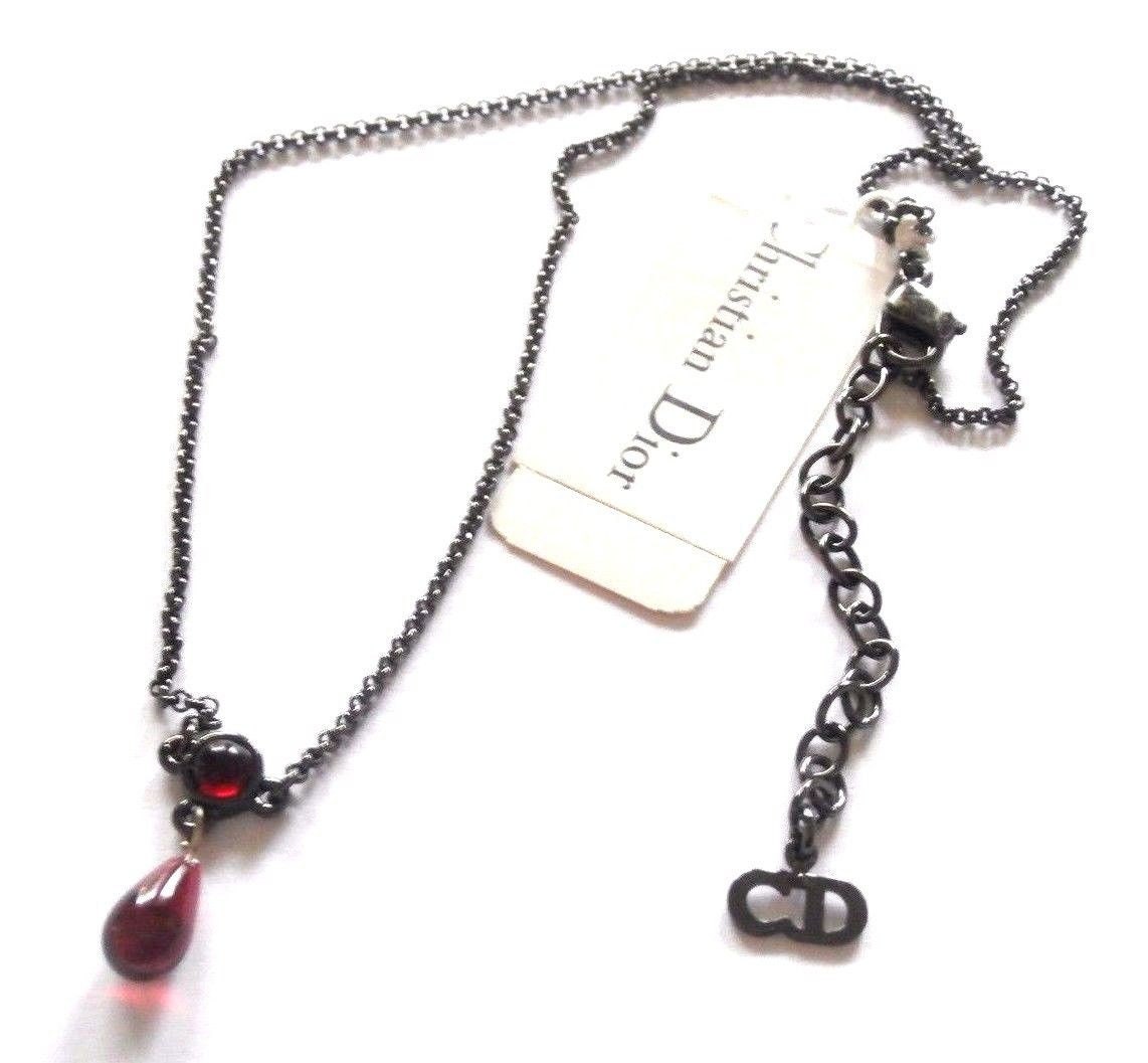 Christian Dior Signierte Halskette Gunmetal Mit Blutrotem Gripoix Glasanhänger Made in Usa von Dior4U