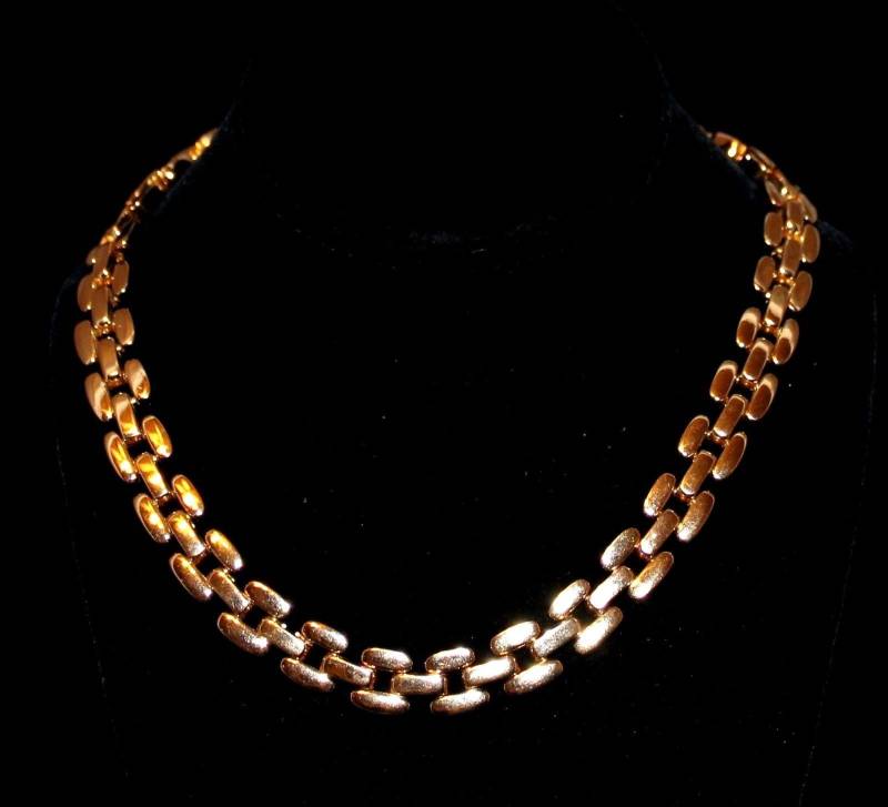 Christian Dior Signierte Vergoldete Halskette von Dior4U