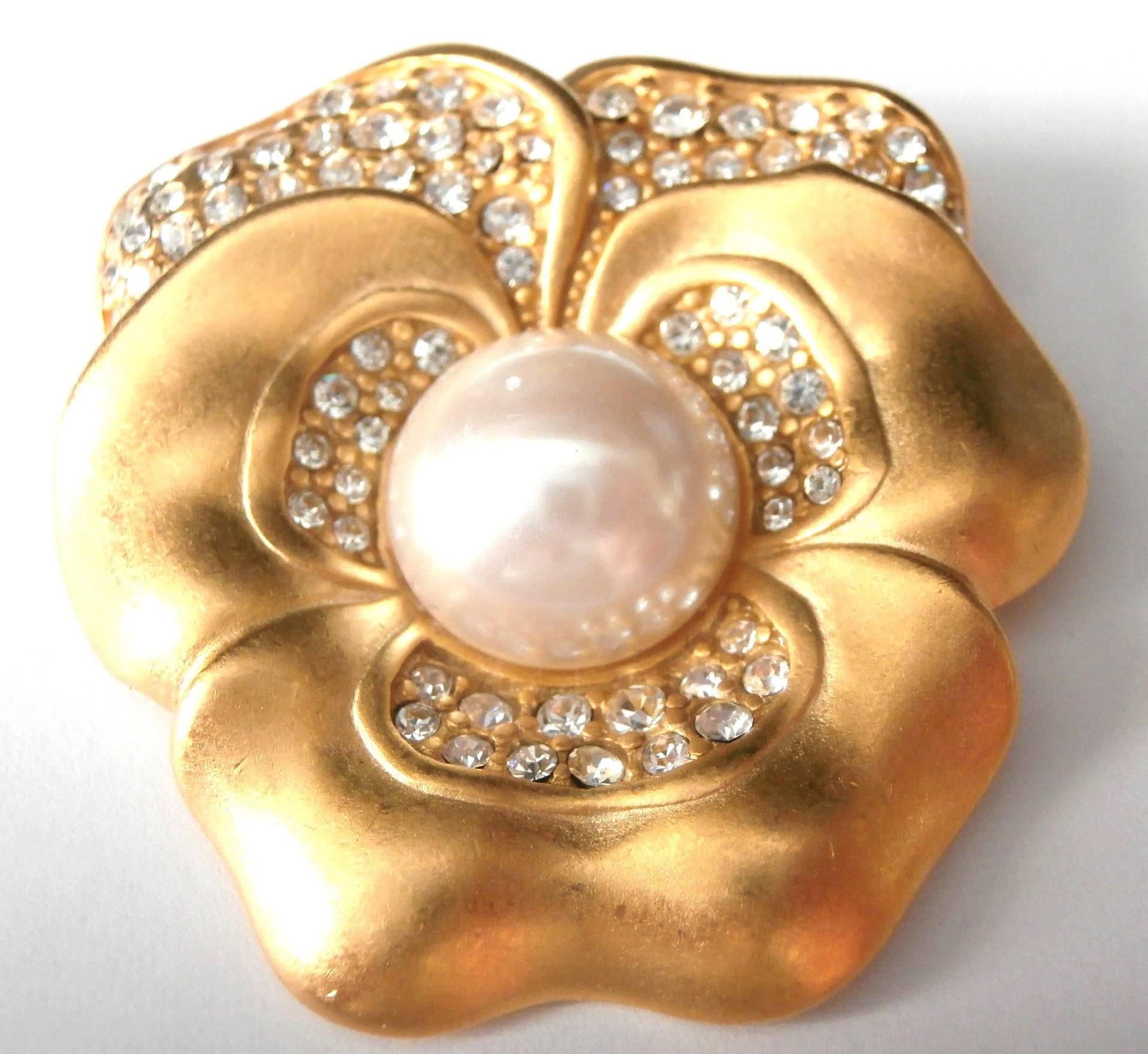 Swarovski Pin Brosche Vergoldet Set Mit Pave Kristallen & Perle von Dior4U