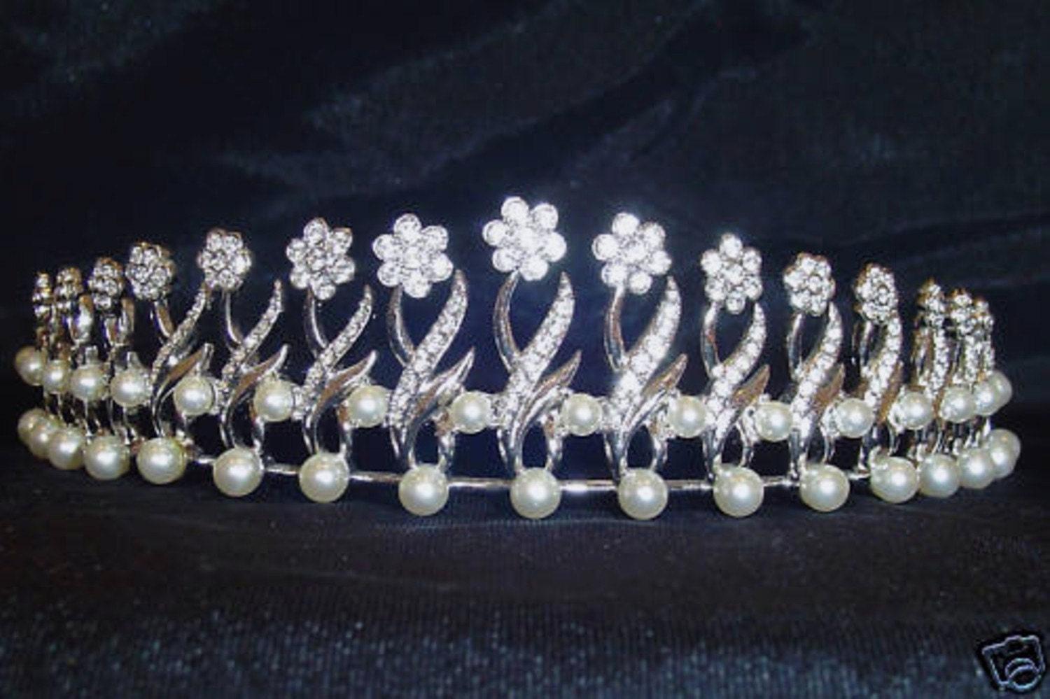 Swarovski Signiert Hochzeit Tiara Rhodiniert Mit Kristallen in Box von Dior4U