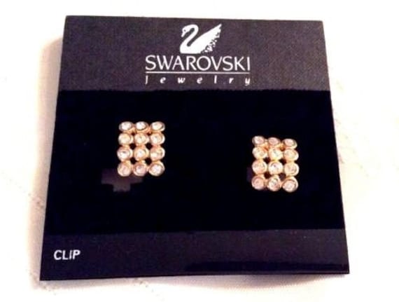 Swarovski Signiert Ohrclips Vergoldet Bezel Set Mit Klaren Kristallen von Dior4U