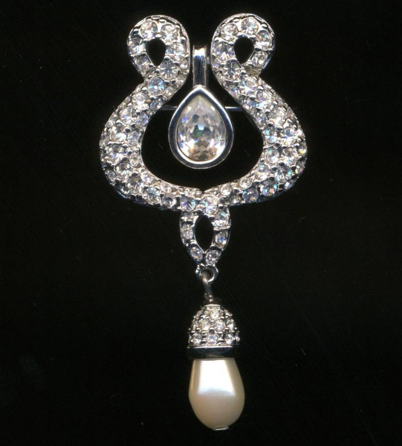 Swarovski Signiert Pin Brosche Rhodium Plated Set Mit Kristallen & Pearl Drop von Dior4U