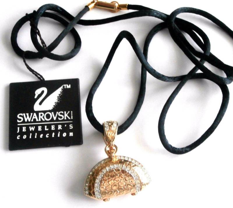 Swarovski Signierte Halskette Mit Kristall-Geldbeutel-Anhänger An Seidenkordel Schwan-Logo von Dior4U