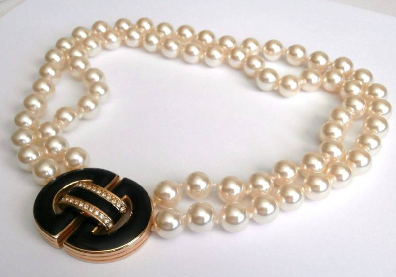 Swarovski Signierte Halskette Perle Mit Schwarzen Emaille & Kristall Set Verschluss von Dior4U