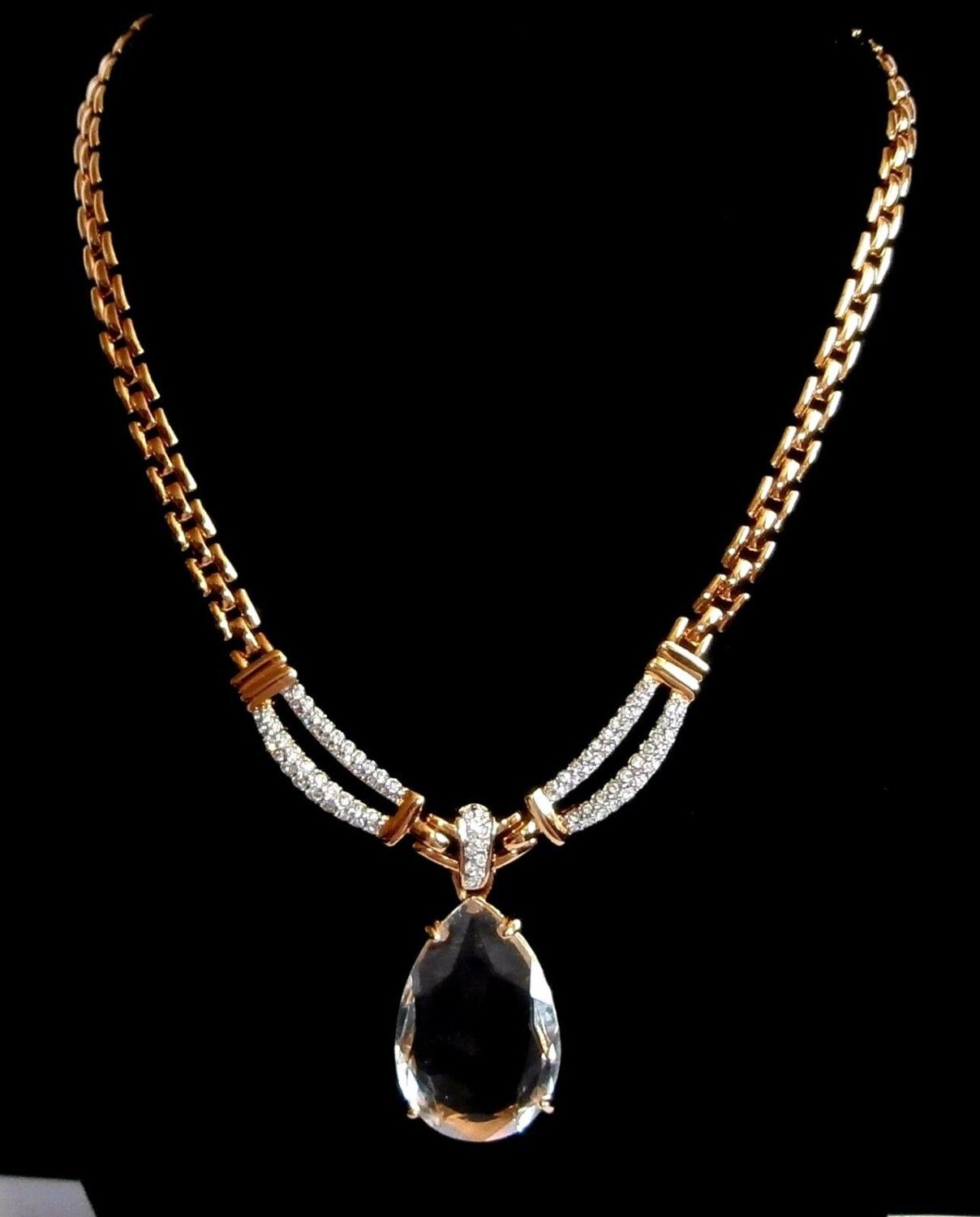 Swarovski Signierte Halskette Vergoldet Mit Kristall Anhänger von Dior4U