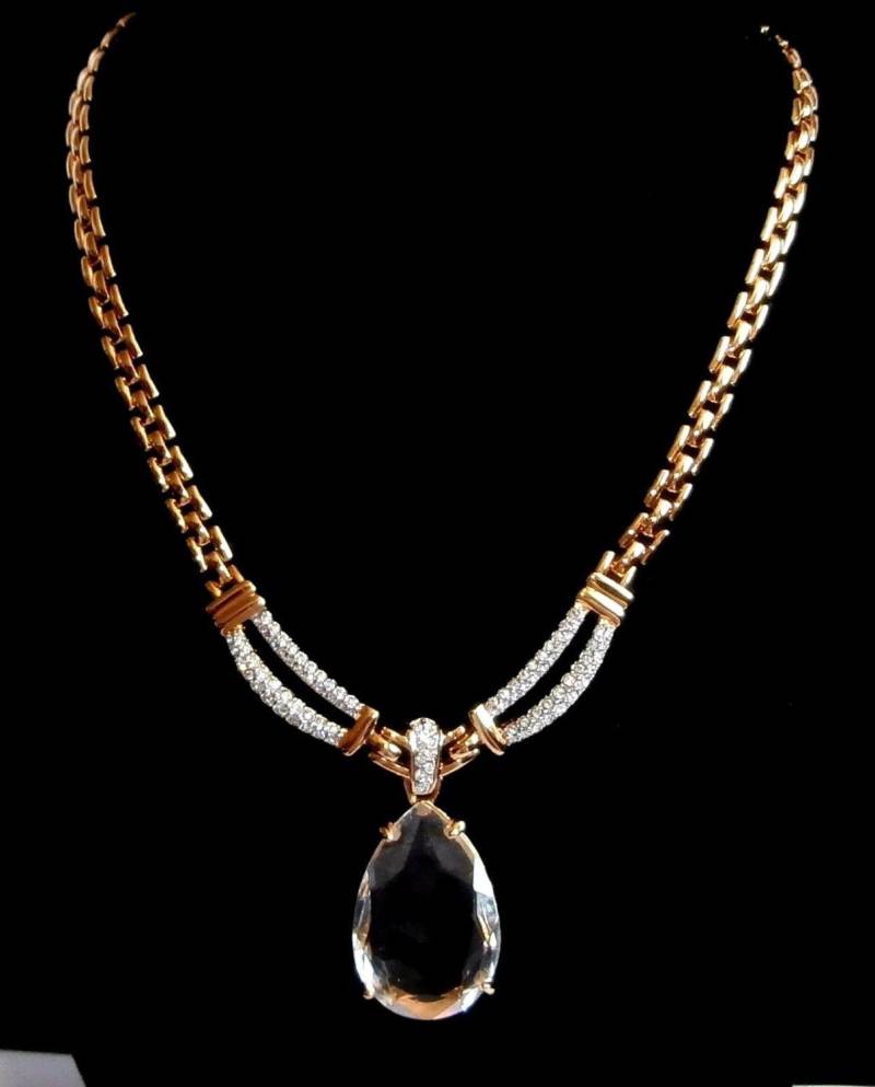 Swarovski Signierte Halskette Vergoldet Mit Kristall Anhänger von Dior4U