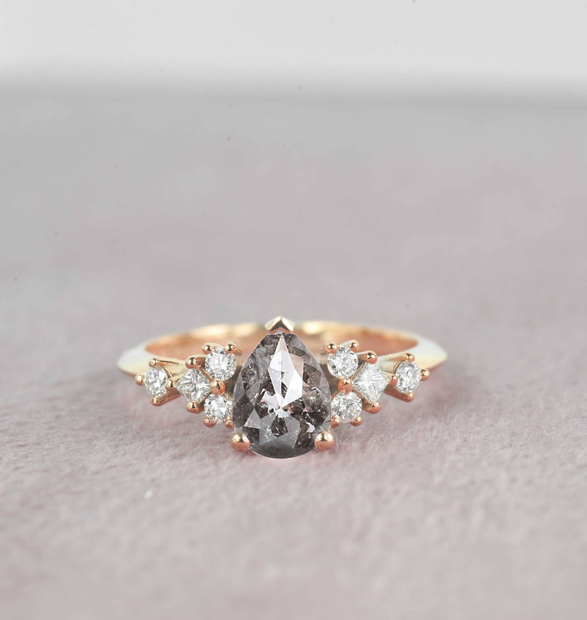 1.53Ct Birne Salz Und Pfeffer Diamant Verlobungsring | Braut Ring Princess Cut Roségold von DiorahJewellery