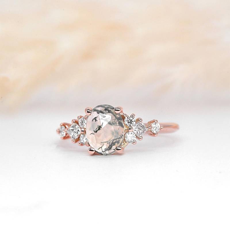 Oval Moosachat Ring Rosegold Diamant Verlobungsring von DiorahJewellery