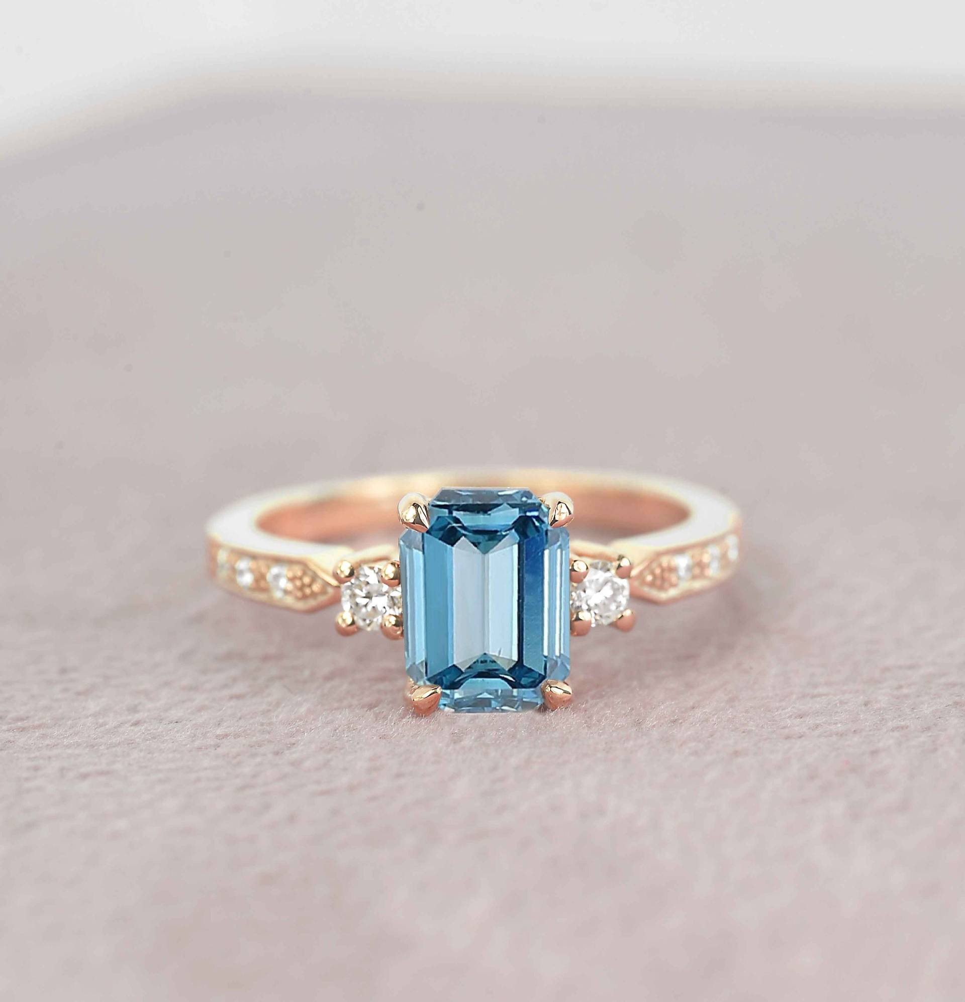 8 X 6mm Smaragdschliff Natürlicher Aquamarin Verlobungsring | Zierliche Runde Diamant Ehering Brautring Vintage Versprechen Ring von DiorahJewellery