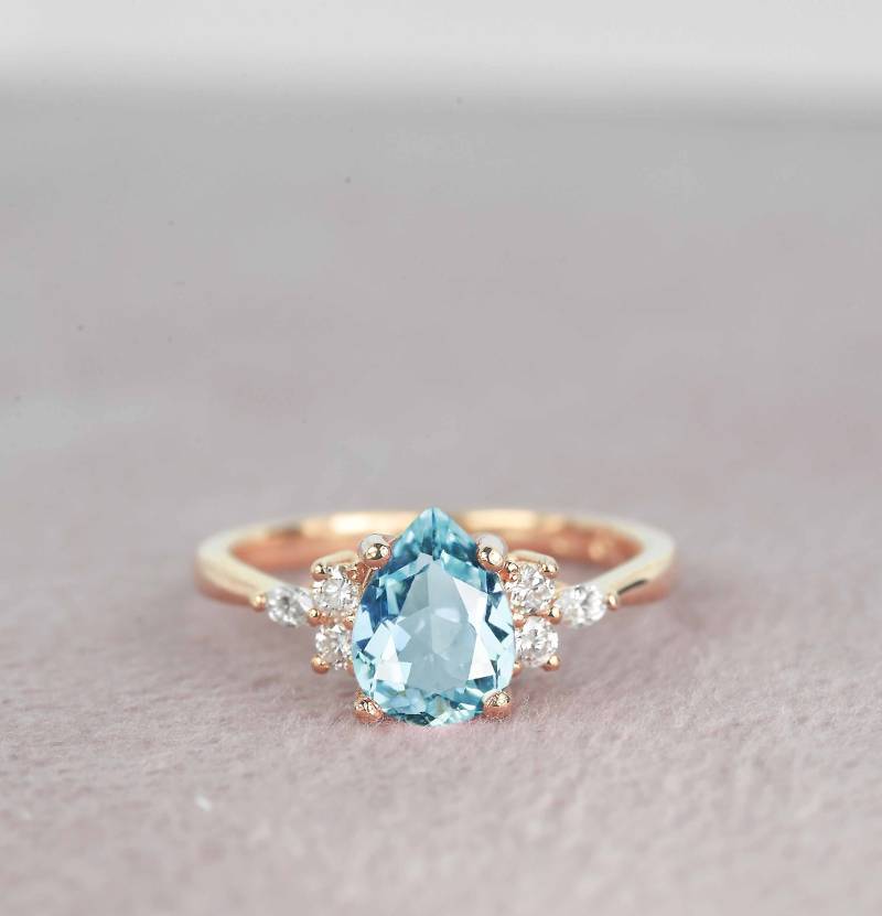 Aquamarin Und Diamant Verlobungsring | Vintage Tropfen Ring in Rosegold Multi-stein Geschenkring Für Sie von DiorahJewellery