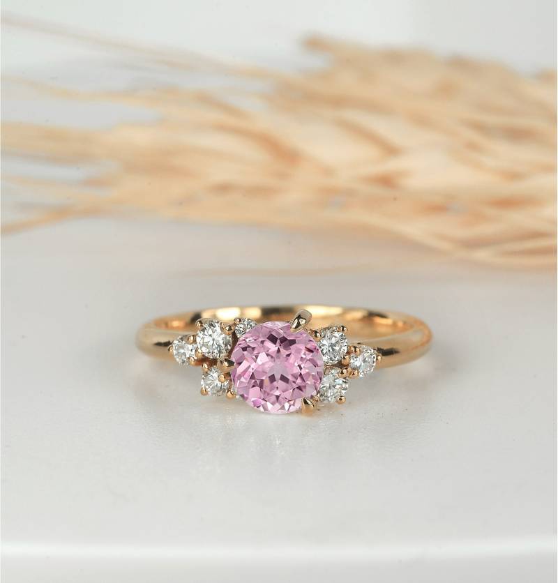 Hellrosa Saphir Verlobungsring | Ring Rosegold Vintage Natürliche Rosa Jubiläum Einzigartiger Brautring von DiorahJewellery